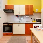 Apartments&Rooms Erik B&B